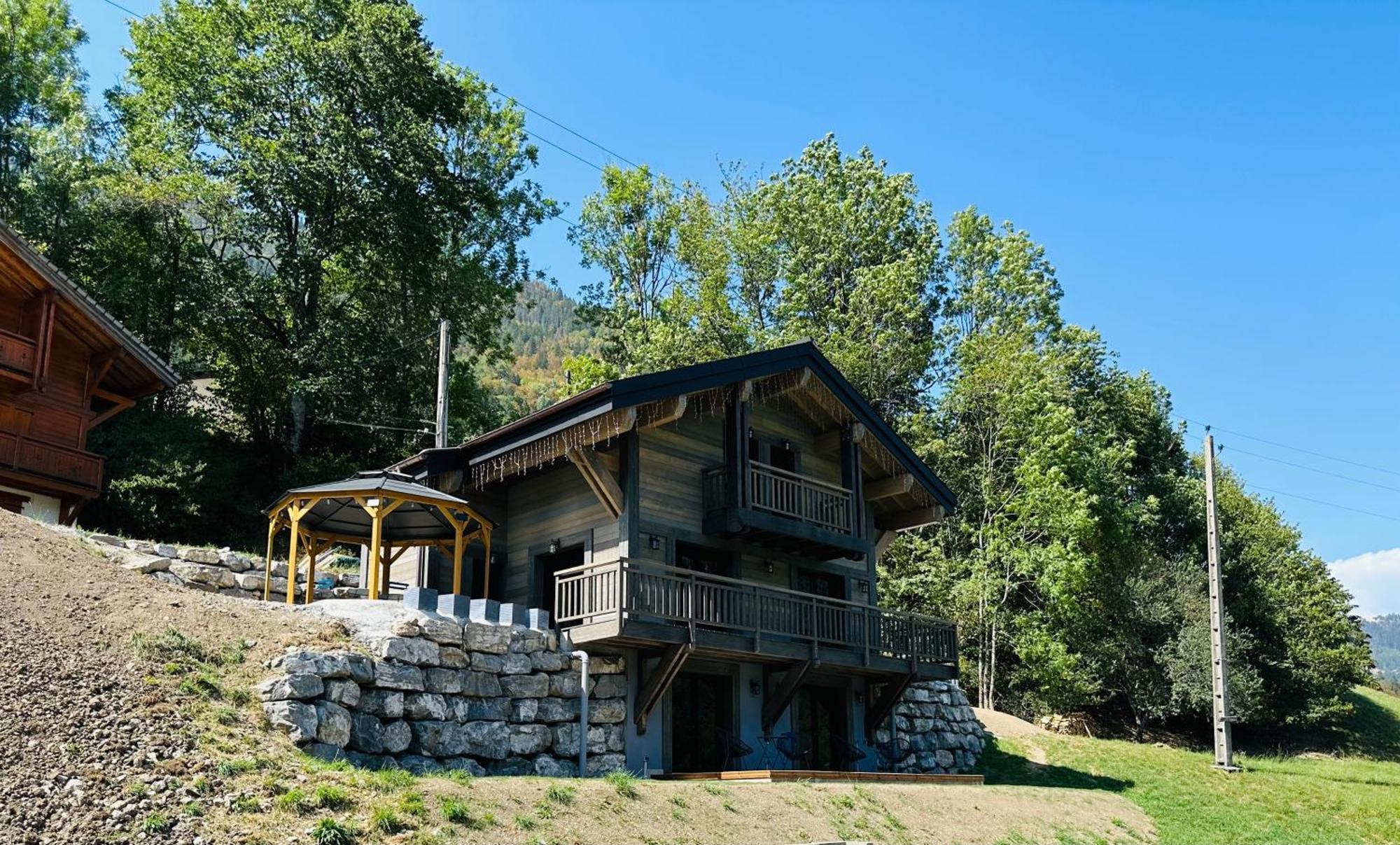 Вилла Chalet Du Bonheur Bonnevaux  Экстерьер фото